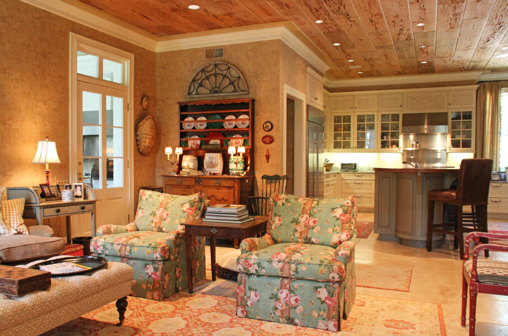 A living room with two chairs and a table